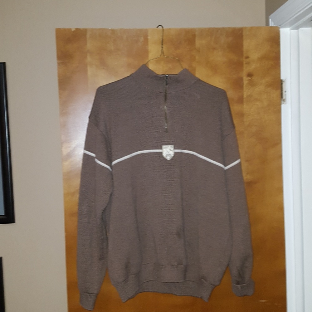 Gent's Stylish Italian Pullover Ski Sweater